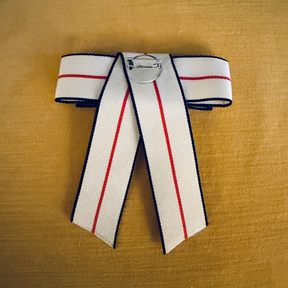 Designer Inspired Bee Ribbon Brooch - Picture 2 of 2